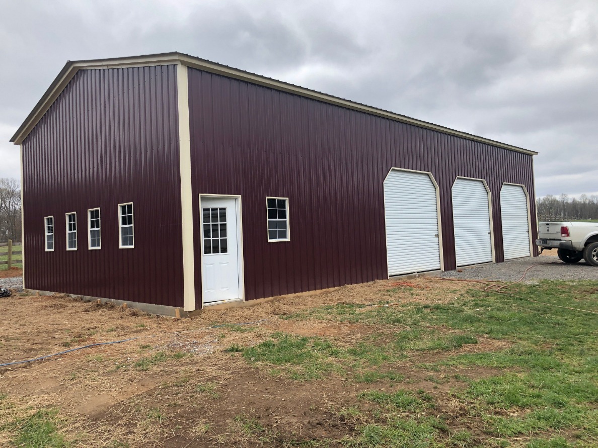 Self storage units with overhead doors